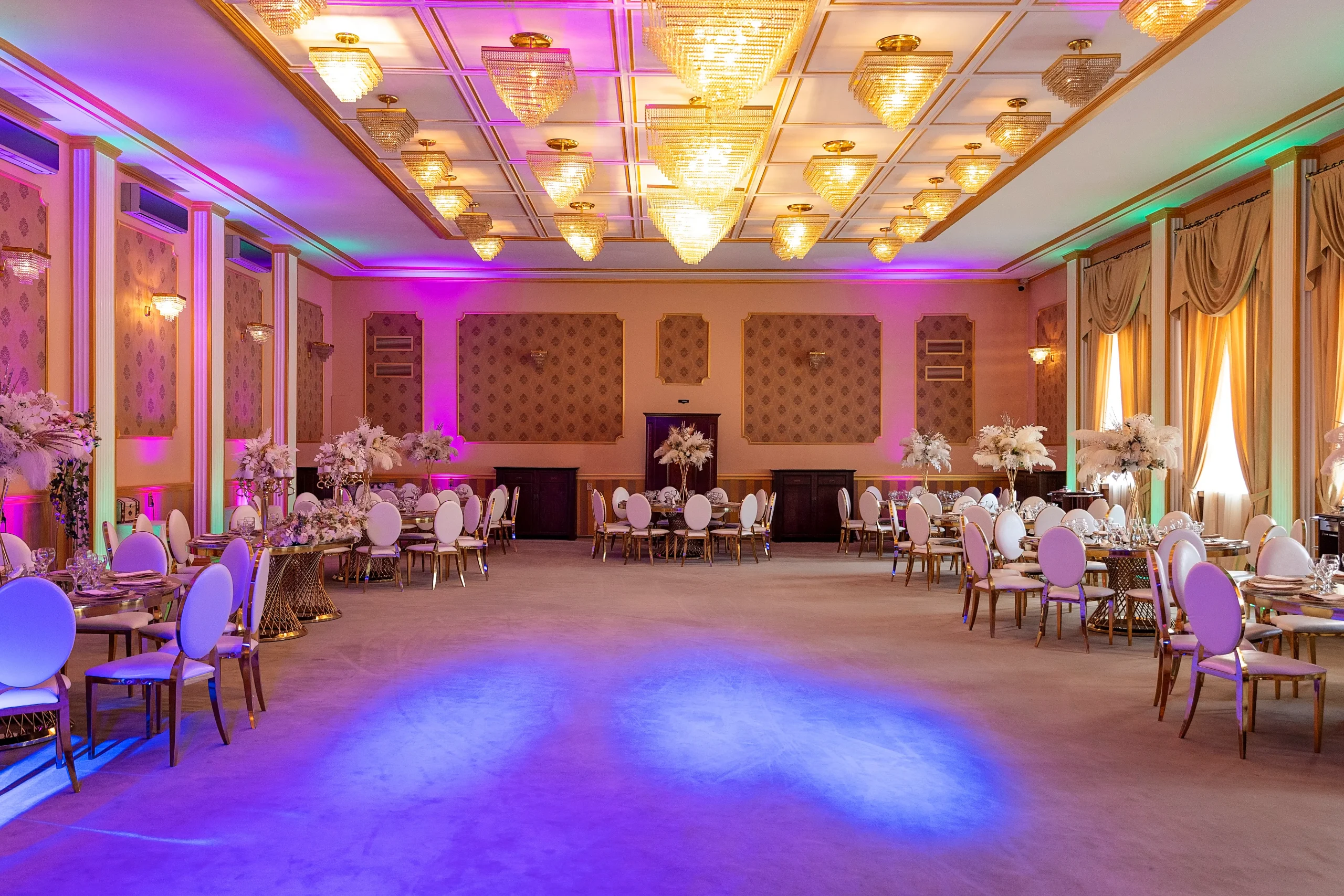 Restaurant Monarh – Salonul Gold